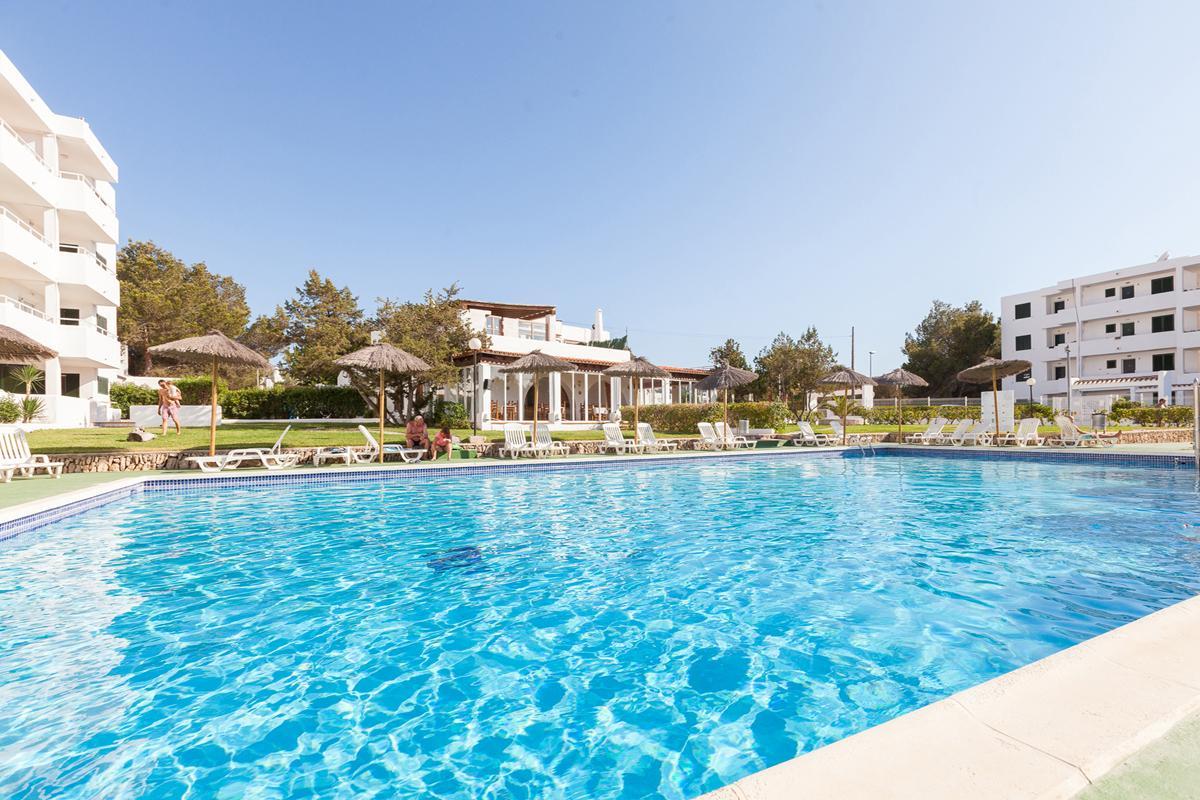 Camelina Suites Сан-Антонио-Абад Экстерьер фото
